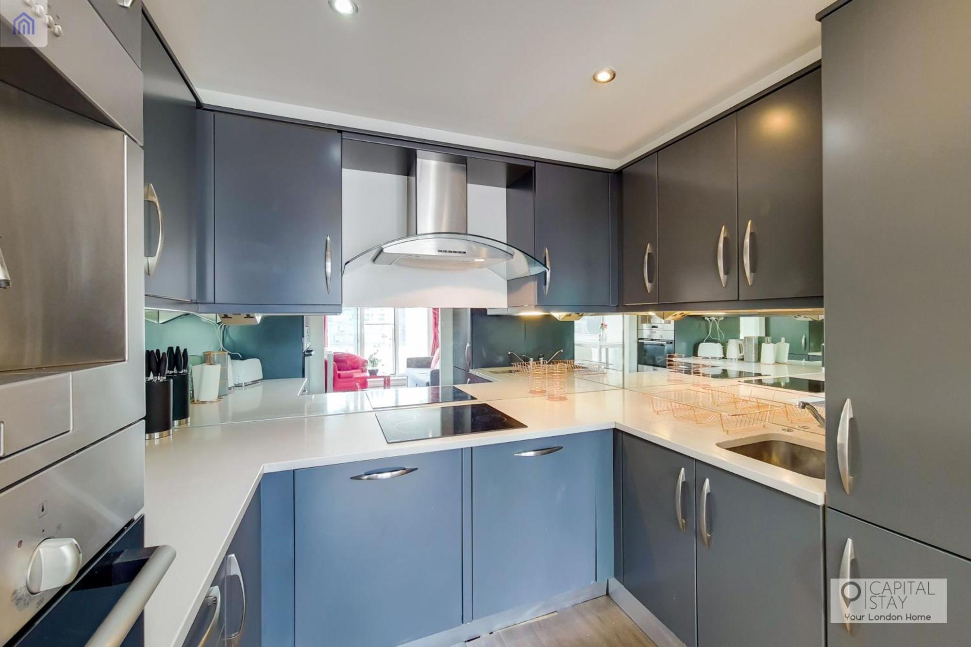 Excel - One Bed Londra